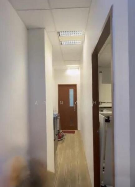 Paya Lebar Square, 60 Paya Lebar Singapore, 538 sqft, Office For Sale, by Aren Goh, 500033640 - Corridor - CommercialGuru.com.sg
