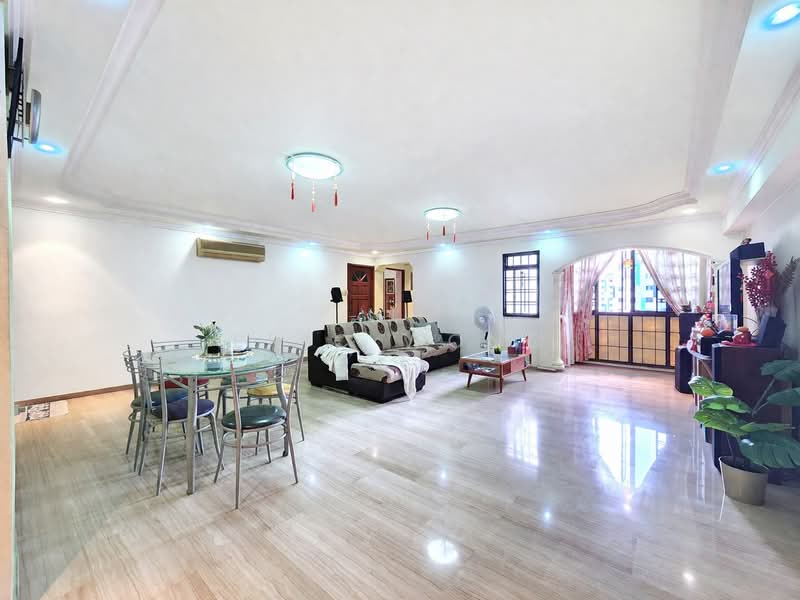 141 Rivervale Street HDB Flat For Sale at S$ 699,000 | PropertyGuru Singapore - Living Room