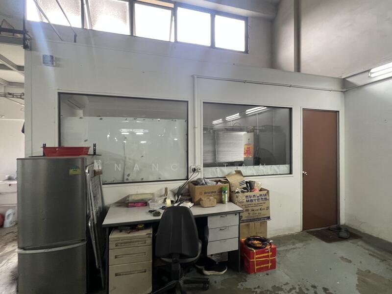 Pioneer Centre, 1 Soon Lee Street, Boon Lay / Jurong / Tuas, 1,485 sqft, Factory / Workshop (B2) For Sale, by Nancy Tan, 500033877 - Interior - CommercialGuru.com.sg