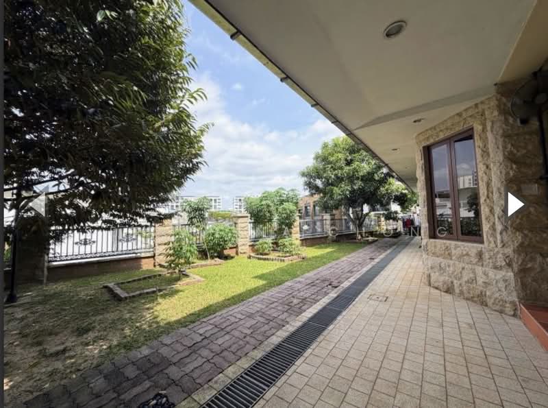 ⭐️CHESTNUT CRES⭐️ATTRACTIVE PSF$❤️GCBA☎️9.8.2.8.0.0.6.4, Chestnut Dr/Chestnut Cres/Almond St, Dairy Farm / Bukit Panjang / Choa Chu Kang, 6 Bedrooms, 8,500 sqft, Bungalow House For Sale, by Seraphina Chong, 500033903 - Exterior - PropertyGuru.com.sg