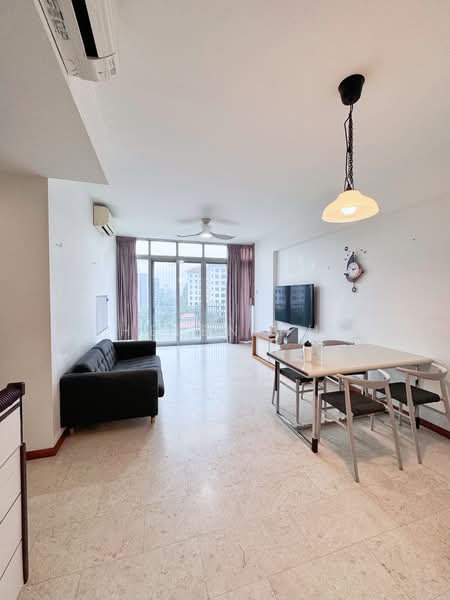Hillvista, 3 Elizabeth Drive, 3 Bedrooms, 1,163 sqft, Condominium For Sale, by Helen HU, 500033915 - Living Room - PropertyGuru.com.sg