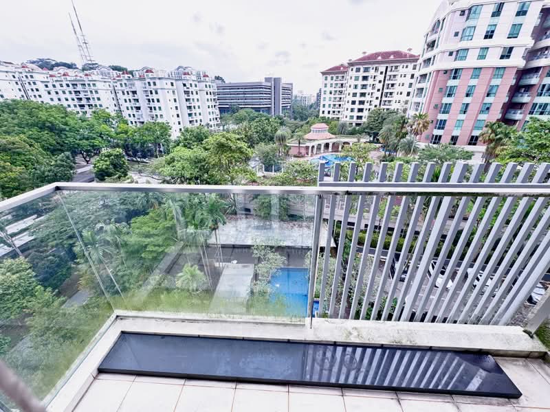 Hillvista, 3 Elizabeth Drive, 3 Bedrooms, 1,163 sqft, Condominium For Sale, by Helen HU, 500033915 - Balcony - PropertyGuru.com.sg