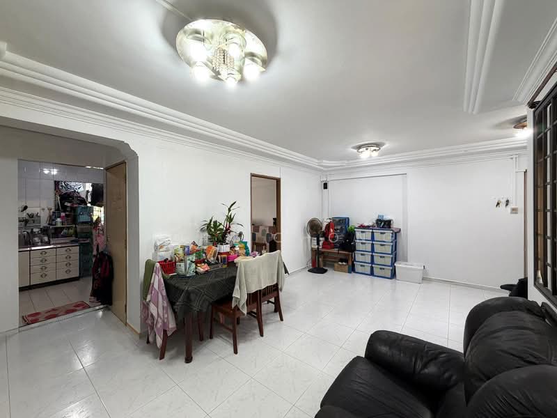 176 Lompang Road, 176 Lompang Road, 3 Bedrooms, 1,087 sqft, HDB Flat For Sale, by John Chong, 500034012 - Living Room - PropertyGuru.com.sg