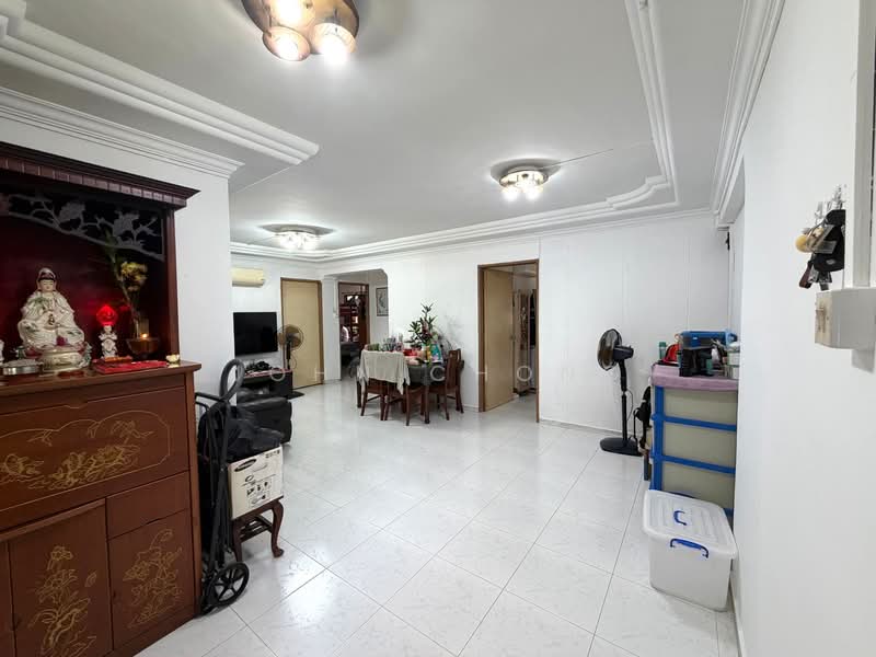 176 Lompang Road, 176 Lompang Road, 3 Bedrooms, 1,087 sqft, HDB Flat For Sale, by John Chong, 500034012 - Living Room - PropertyGuru.com.sg