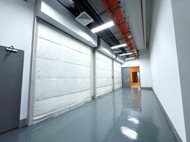 Harbour Link Innohub, 61 Alexandra Terrace, 27,000 sqft, Light Industrial (B1) For Rent, by Kaden Koh, 500034115 - Corridor - CommercialGuru.com.sg