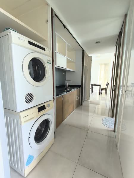 Citylights Condominium For Sale at S$ 1,330,000 | PropertyGuru Singapore - Kitchen