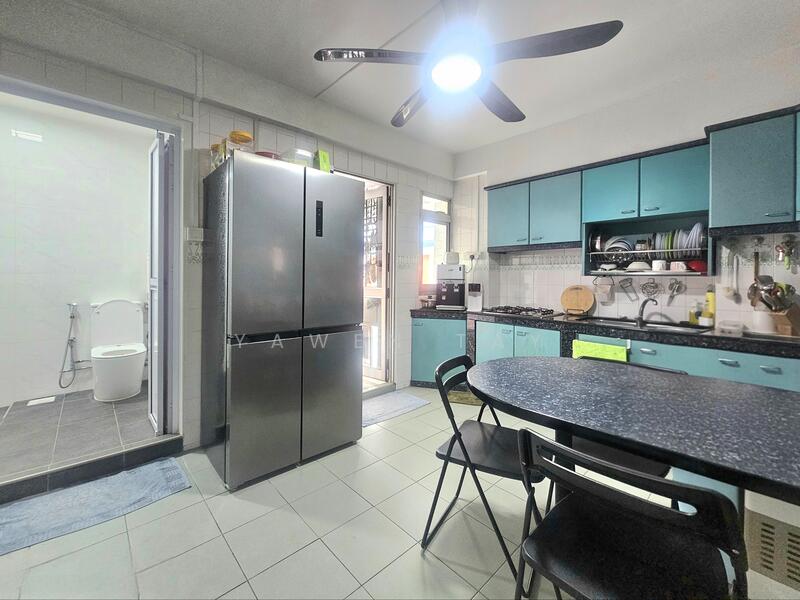 Spacious, clean, tidy kitchen