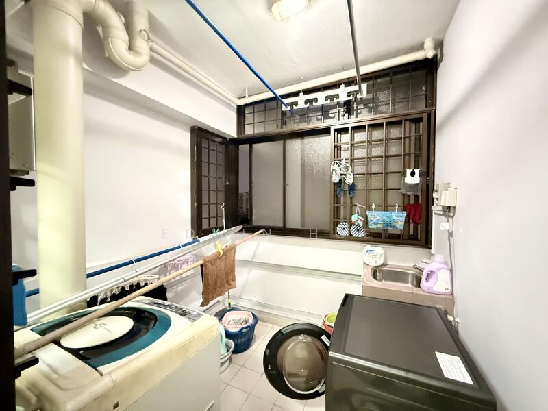 For Sale - 682D Woodlands Drive 73