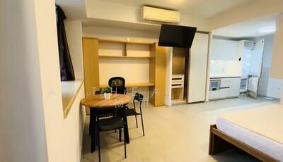 For Sale - V on Shenton