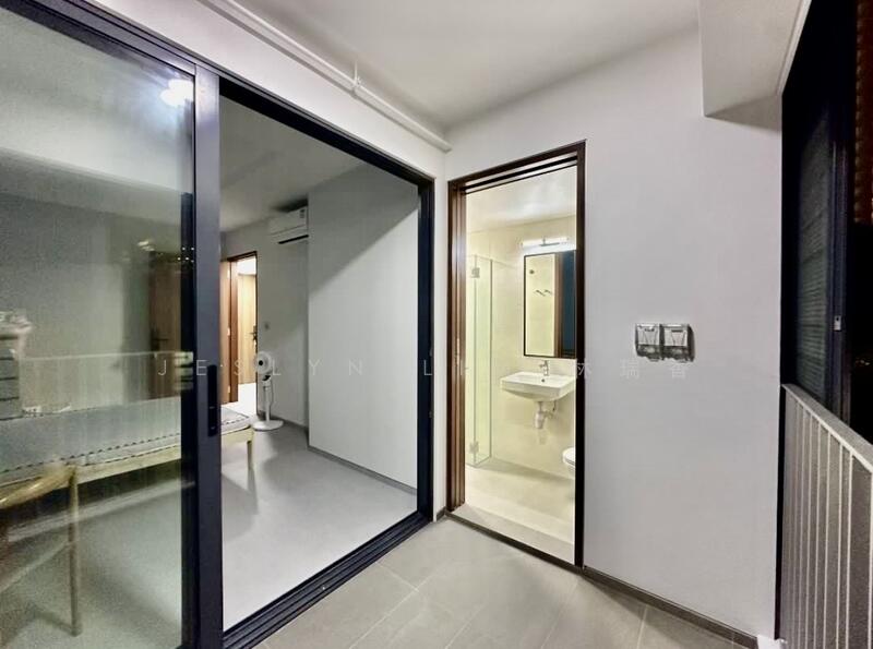 Freehold Brand New Rebuilt Inter Terrace House near Novena Mrt, Prome Road, 10+ Bedrooms, 4,209 sqft, Terraced House For Sale, by Jeslyn Lim 林瑞香, 500034644 - Bathroom - PropertyGuru.com.sg
