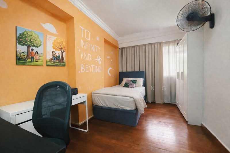 512 Choa Chu Kang Street 51 HDB Flat For Sale at S$ 658,000 | PropertyGuru Singapore - Bedroom