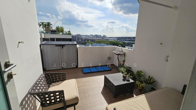 Can convert for laundry drying