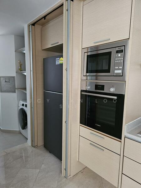 8 @ Mount Sophia Condominium For Sale at S$ 1,700,000 | PropertyGuru Singapore - Kitchen