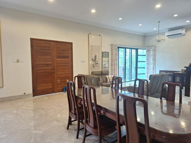 Mount Sinai Semi-Detached House For Sale at S$ 10,480,000 | PropertyGuru Singapore - Living Room