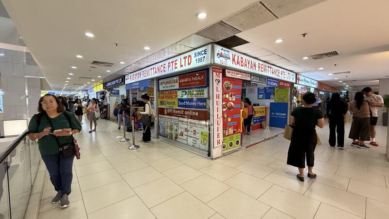 Lucky Plaza, 304 Orchard Road, 388 sqft, Mall Shop For Sale, by Alvin Chua, 500034973 - Exterior - CommercialGuru.com.sg