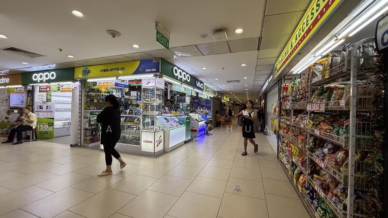 Lucky Plaza, 304 Orchard Road, 388 sqft, Mall Shop For Sale, by Alvin Chua, 500034973 - CommercialGuru.com.sg