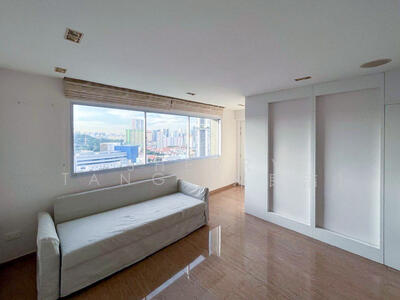 For Sale - 8 Cantonment Close