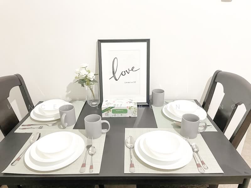 Parc Oasis, 35 Jurong East Avenue 1, Room Rental, 100 sqft, Condominium For Rent, by Vincent Lim Boon Seng, 500035091 - Dining Room - PropertyGuru.com.sg