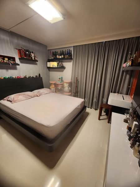 161 Bishan Street 13 HDB Flat For Sale at S$ 938,888 | PropertyGuru Singapore - Bedroom