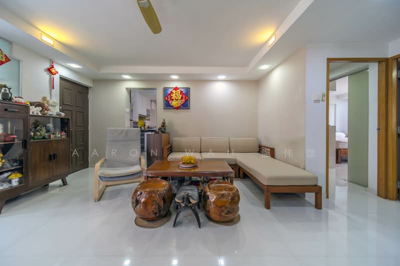 161 Bishan Street 13, 161 Bishan Street 13, 4 Bedrooms, 1,302 sqft, HDB Flat For Sale, by Aaron Wan 温伟雄, 500035101 - Living Room - PropertyGuru.com.sg
