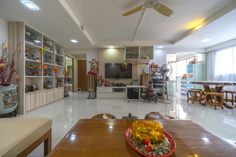161 Bishan Street 13, 161 Bishan Street 13, 4 Bedrooms, 1,302 sqft, HDB Flat For Sale, by Aaron Wan 温伟雄, 500035101 - Living Room - PropertyGuru.com.sg