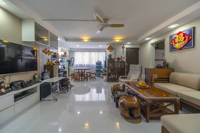 161 Bishan Street 13, 161 Bishan Street 13, 4 Bedrooms, 1,302 sqft, HDB Flat For Sale, by Aaron Wan 温伟雄, 500035101 - Living Room - PropertyGuru.com.sg
