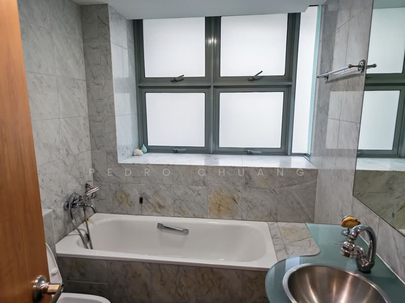 Tanamera Crest, 6 Pari Dedap Walk, Bedok / Upper East Coast, 3 Bedrooms, 1,184 sqft, Condominium For Sale, by Pedro Chuang, 500035140 - Master Bathroom - PropertyGuru.com.sg