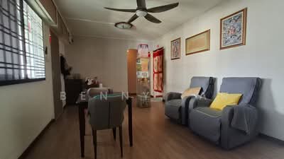 For Sale - 437 Yishun Avenue 6