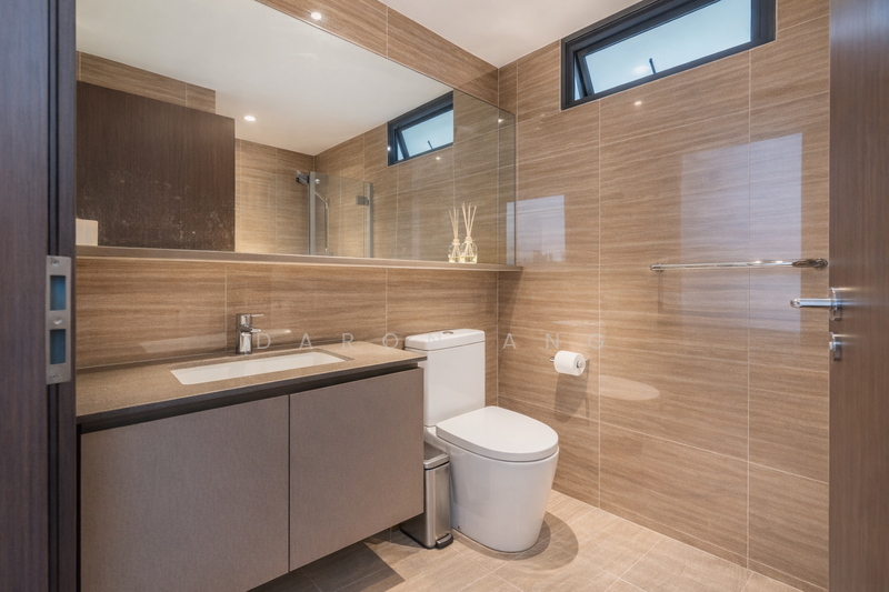 Common Bath - #PropertyPartners