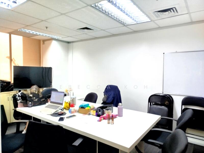 International Plaza, 10 Anson Road, 2,217 sqft, Office For Sale, by Rebecca Koh, 500035187 - Interior - CommercialGuru.com.sg