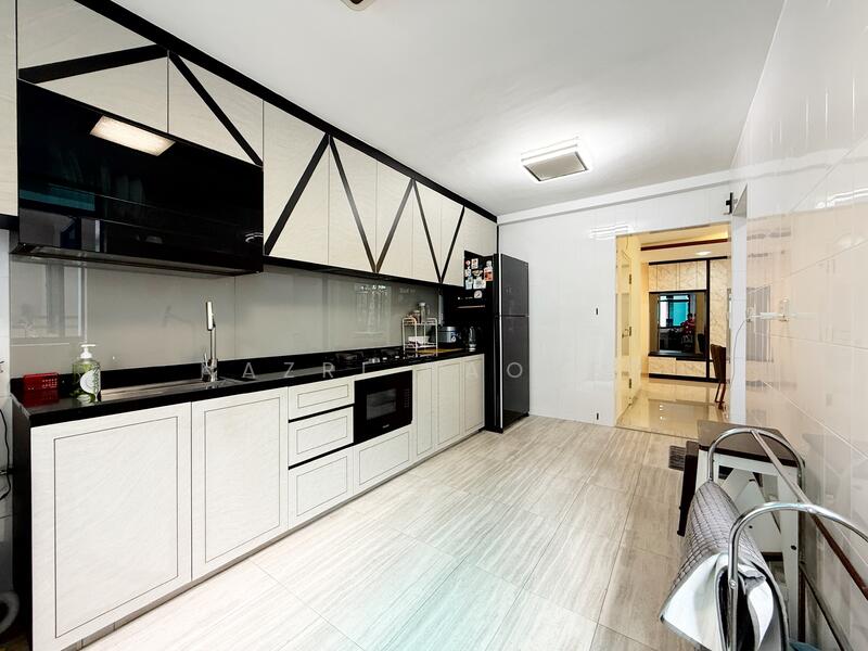 181 Edgefield Plains HDB Flat For Sale at S$ 676,000 | PropertyGuru Singapore