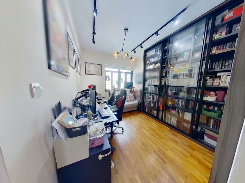 Fernwood Towers Condominium For Sale at S$ 3,000,000 | PropertyGuru Singapore - Study