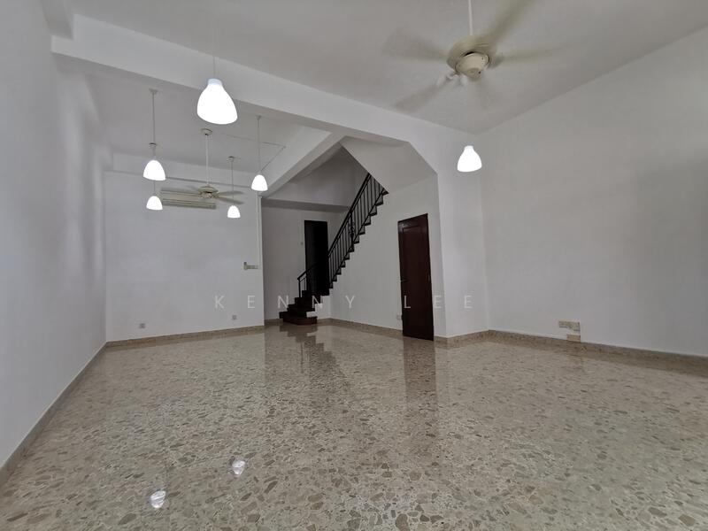 Lakeside, Jurong Lake vicinity terrace house, Corporation Walk, 5 Bedrooms, 3,000 sqft, Terraced House For Sale, by Kenny Lee, 500035322 - Interior - PropertyGuru.com.sg