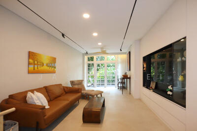 For Sale - Mount Faber Lodge