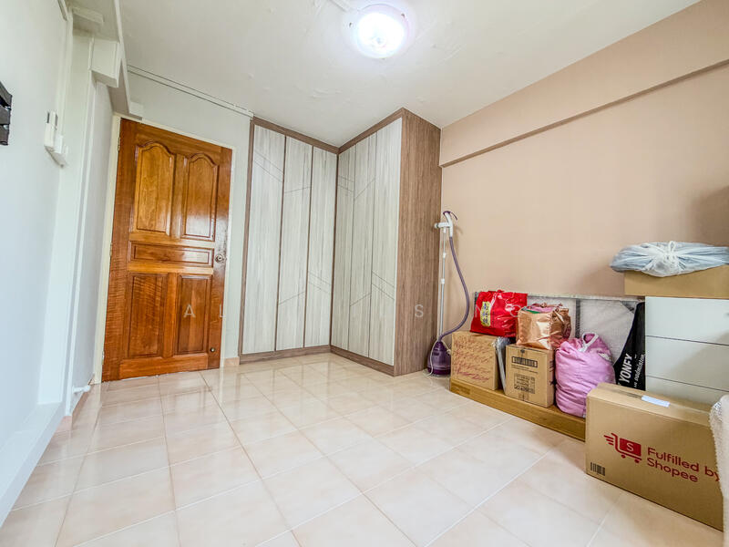 For Sale - 414 Tampines Street 41