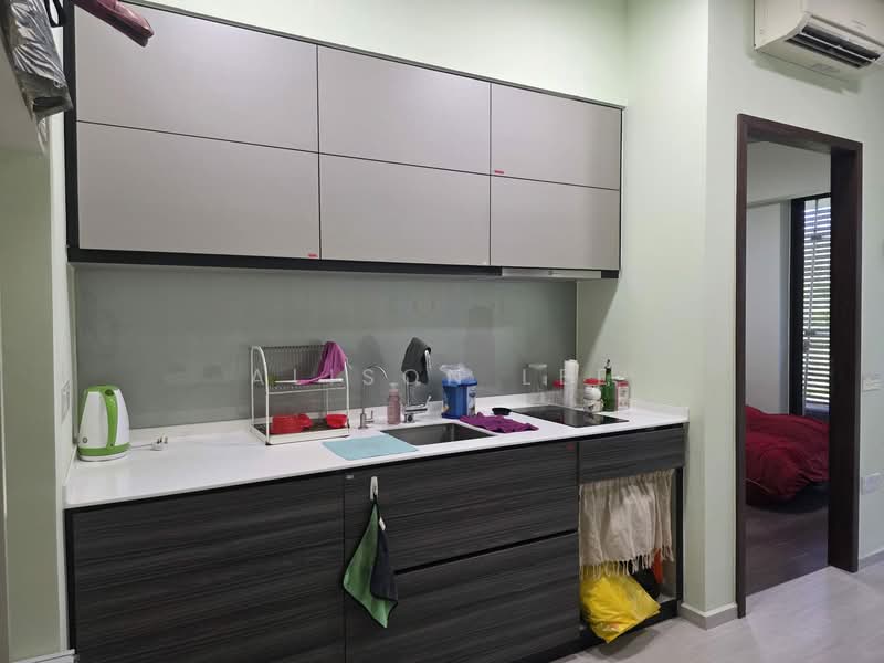 D'Nest, 141 Pasir Ris Grove, 1 Bedroom, 484 sqft, Condominium For Sale, by Alison Lee, 500035453 - Kitchen - PropertyGuru.com.sg