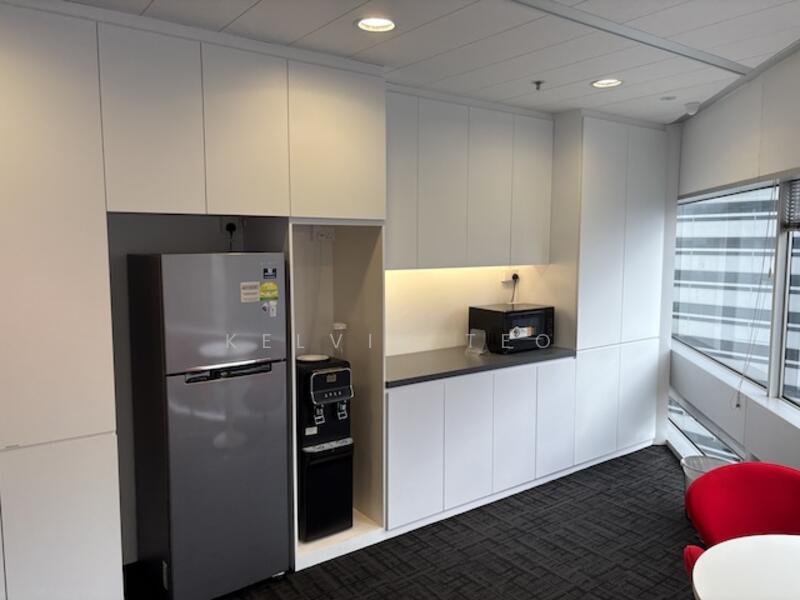 Bugis, Ample Natural Light Fitted Office, , 2,059 sqft, Office For Rent, by Kelvin Teo, 500035468 - Interior - CommercialGuru.com.sg