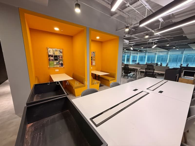 Funan DigitaLife Mall, 109 North Bridge Road, 10,947 sqft, Office For Rent, by Joanna Zhou, 500035481 - Interior - CommercialGuru.com.sg