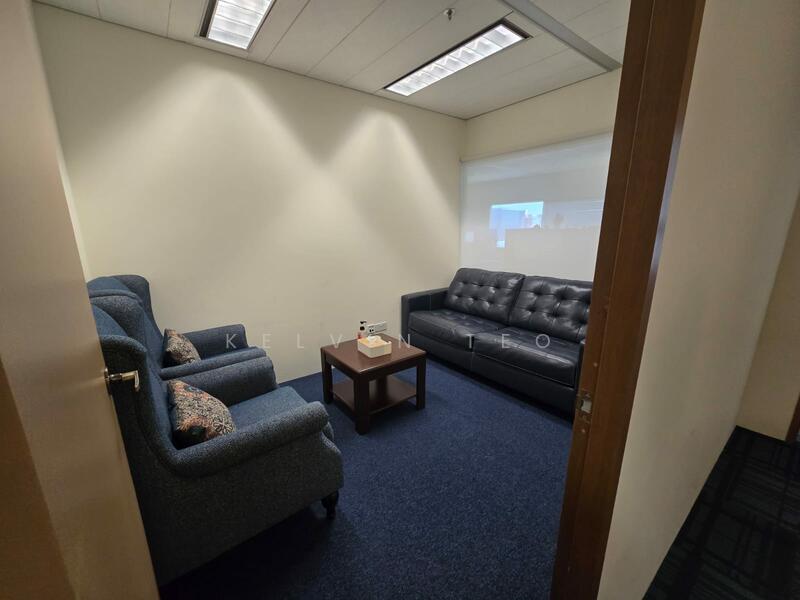 Bugis, Lift Lobby Frontage Fitted Office, , 1,942 sqft, Office For Rent, by Kelvin Teo, 500035491 - Living Room - CommercialGuru.com.sg