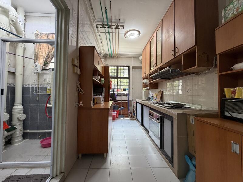 649B Jurong West Street 61 HDB Flat For Sale at S$ 550,000 | PropertyGuru Singapore