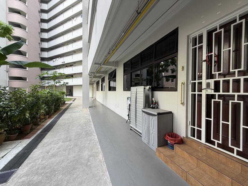 649B Jurong West Street 61 HDB Flat For Sale at S$ 550,000 | PropertyGuru Singapore