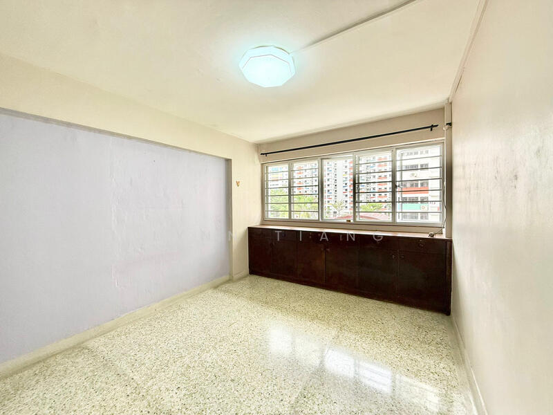 ❤️GIANT⚡️Move In Ready! CORNER Unit in 37 Bedok South Avenue w Unblock Views!, , 3 Bedrooms, 904 sqft, HDB Flat For Sale, by Lynn Tiang, 500035621 - Interior - PropertyGuru.com.sg