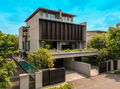 For Sale - Freehold Brand New 3.5 Storey Semi-D with Lift & Pool