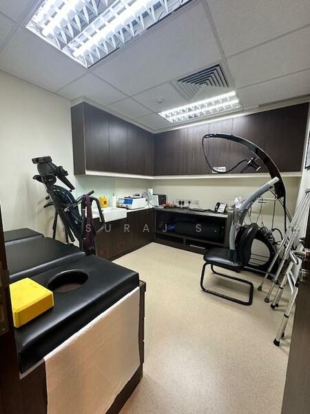 Mount Elizabeth Hospital / Medical Center, 3 Mount Elizabeth, 250 sqft, Office For Rent, by Suraj S., 500035677 - Interior - CommercialGuru.com.sg