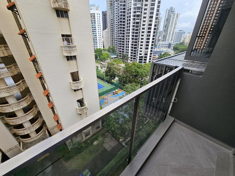 RV Altitude Condominium For Sale at S$ 1,250,000 | PropertyGuru Singapore - Balcony