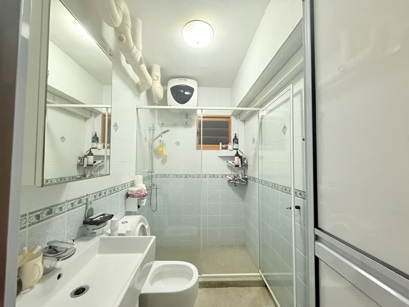 316A Anchorvale Link HDB Flat For Sale at S$ 699,999 | PropertyGuru Singapore - Bathroom