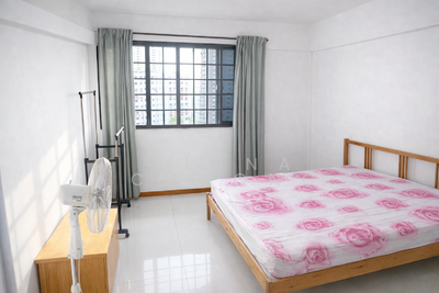 For Rent - 210 Jurong East Street 21