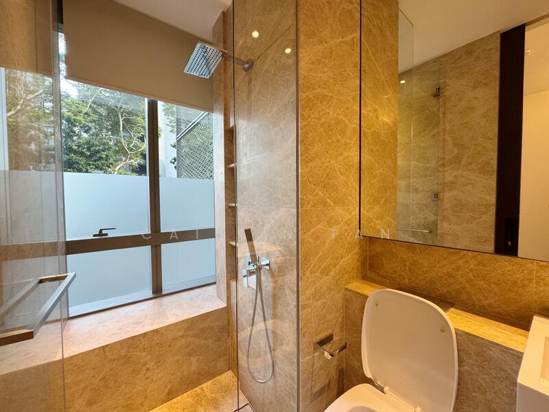 Bedroom 2 Ensuite Bathroom