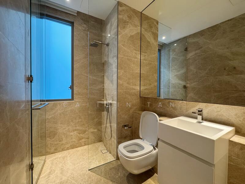 Bedroom 3 Ensuite Bathroom