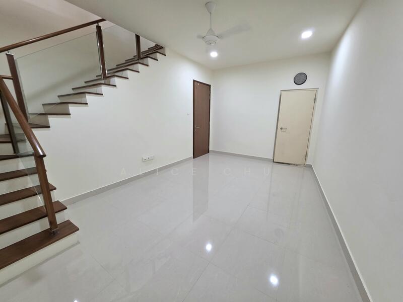 Basement / Entertainment Room